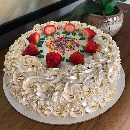 Chocolate com Morango, Leite Ninho e Nutella Chocolate com Morango, Leite Ninho e Nutella